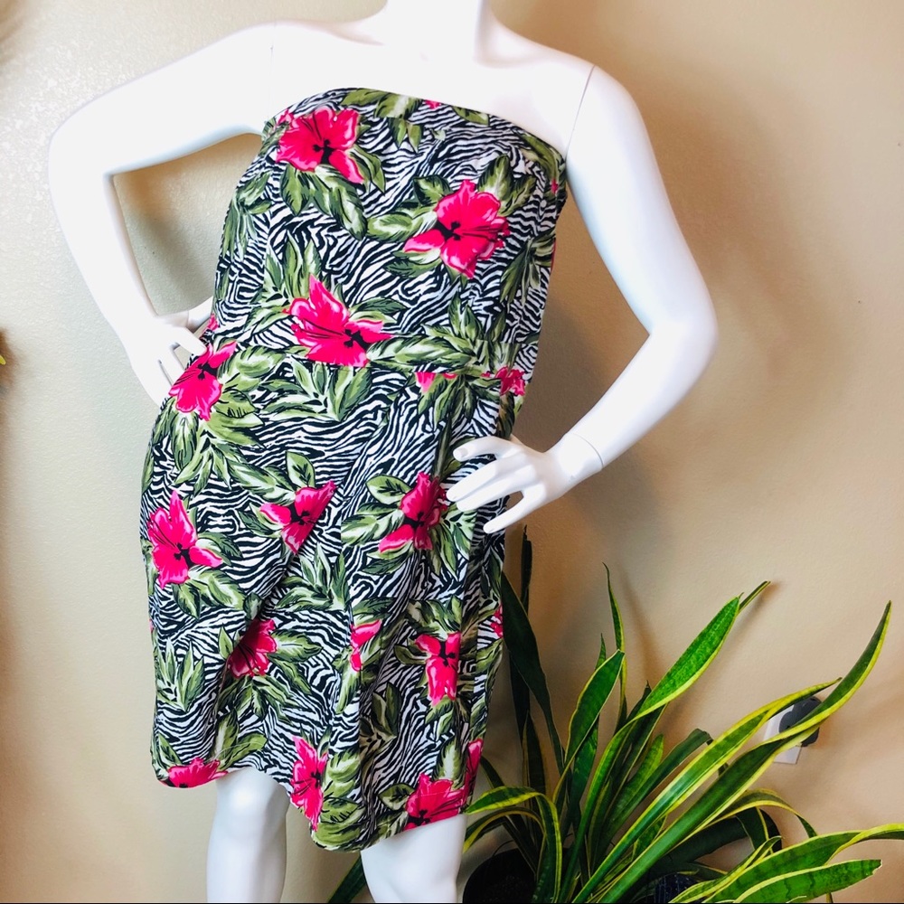 Torrid || NWT Floral Zebra Print Strapless Date Dress